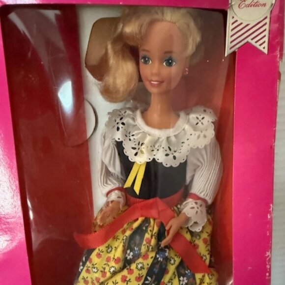 1990 Vintage Barbie Dolls of the World Czechoslovakian - Picture 2 of 10